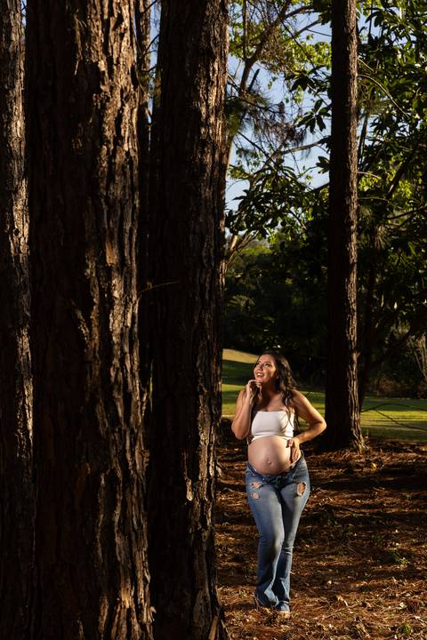 Fotografia de família em Vinhedo com uso técnico de flash e luz natural por Santiago Reis'