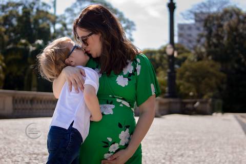 ensaio gestante externo museu do ipiranga fotografa de familia sp irmão'