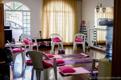 chá de bençãos para gestantes na casa Humaniza Taguatinga Brasília DF Melissa Martinelli Doulas de Brasília parto humanizado pintura de barriga ultrassom natural escalda pés'