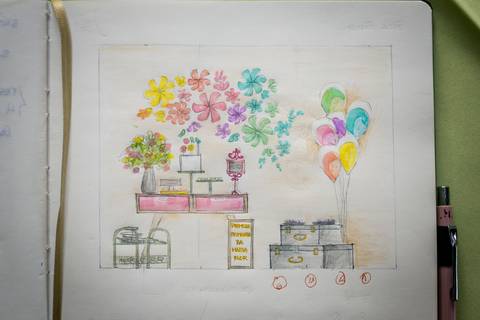 decoração festa infantil tema primavera flores de papel colorida Brasília papel e tesoura personalizada'