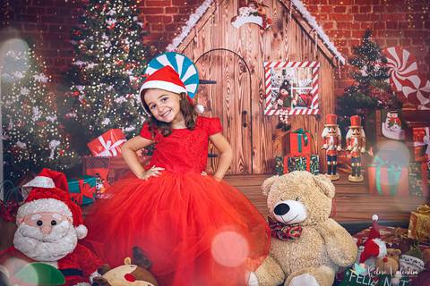 ensaio de natal em estúdio Brasília DF cenário fotografia de família ensaio família veloso valentim fotógrafo de família book de família ensaio infantil feliz natal nossa filha'