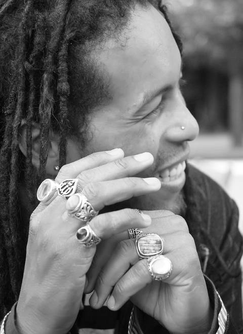 Cantor e Compositor Serginho Moah'