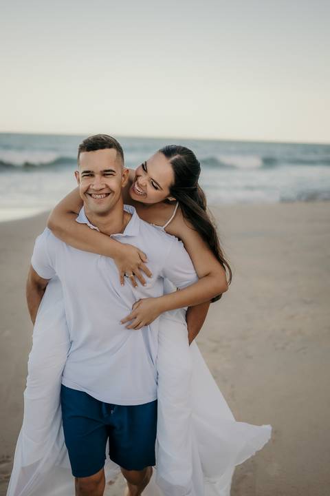 Ensaio Arthur e Ellen, pré casamento, pré wedding, praia de coqueirinho, fotos espontânea de casal, namorados, João Pessoa, litoral sul da paraíba,'