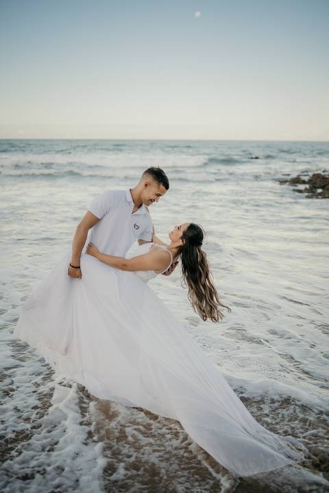 Ensaio Arthur e Ellen, pré casamento, pré wedding, praia de coqueirinho, fotos espontânea de casal, namorados, João Pessoa, litoral sul da paraíba, praia de coqueirinho,'