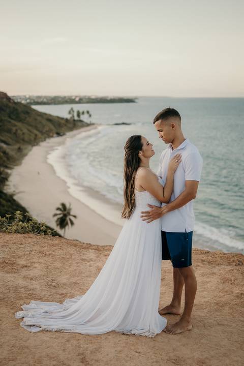 Ensaio Arthur e Ellen, pré casamento, pré wedding, praia de coqueirinho, fotos espontânea de casal, namorados, João Pessoa, litoral sul da paraíba, praia de coqueirinho,'