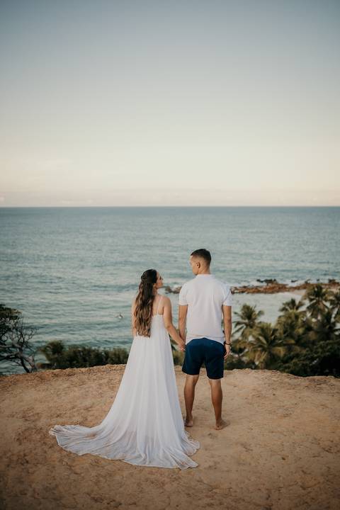 Ensaio Arthur e Ellen, pré casamento, pré wedding, praia de coqueirinho, fotos espontânea de casal, namorados, João Pessoa, litoral sul da paraíba, praia de coqueirinho,'