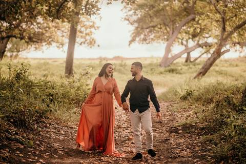 ensaio pré wedding, pré casamento, fotos espontâneas, ensaio casal, por do sol, barra de gramame, fotografo João Pessoa, litoral sul PB, empresa de fotografia em João Pessoa,'