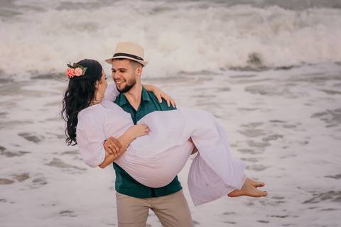 ensaio pré wedding, pré casamento, fotos espontâneas, ensaio casal, por do sol, barra de gramame, fotografo João Pessoa, litoral sul PB, empresa de fotografia em João Pessoa,'