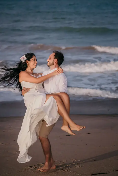 ensaio de casal, canyon de coqueirinho, praia de coqueirinho, João Pessoa, conde, fotografo de ensaios em João Pessoa, pré wedding, fotos de casamento, barra de gramame, por do sol, silhueta'