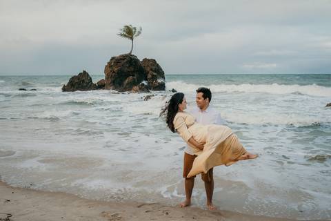 Praia de Tambaba, Praia de Coqueirinho, Canyon Coqueirinho, Dedo de Deus, ensaio pré wedding, ensaio pré casamento, ensaio casal, João Pessoa, conde, fotos espontâneas, fotos de casamento na praia, fotos de ensaio casal na praia'