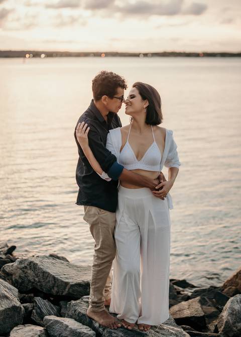 pré wedding na praia, por do sol, litoral norte, dique de cabedelo, fotografo em João Pessoa, empresa de fotografia em João Pessoa, fotos de casal na praia, fotos Tumblr de casal,'