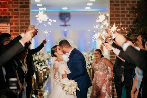 making of da noiva, making of do noivo, igreja da vila regina, rio tinto, wr recepções, Mamaguape, casamento, wedding, casamento a noite, said dos noivos da igreja'