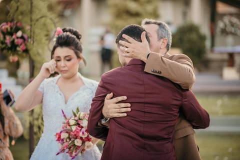 making of da noiva, making of do noivo, kasa falésia, casamento de dia, casamento na praia, Dafly makeup casamento ao ar livre, casamento no campo, casamento emocionante, '