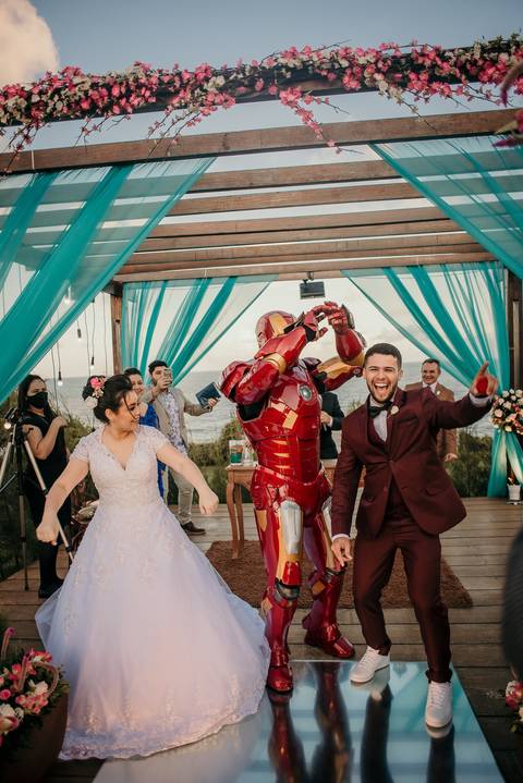 making of da noiva, making of do noivo, kasa falésia, casamento de dia, casamento na praia, Dafly makeup casamento ao ar livre, casamento no campo, casamento emocionante, homem de ferro, homem de ferro no casamento'