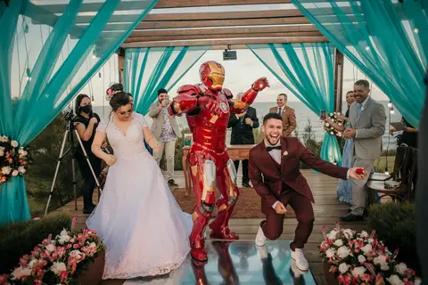 making of da noiva, making of do noivo, kasa falésia, casamento de dia, casamento na praia, Dafly makeup casamento ao ar livre, casamento no campo, casamento emocionante, homem de ferro, homem de ferro no casamento'