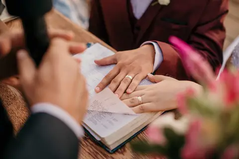 making of da noiva, making of do noivo, kasa falésia, casamento de dia, casamento na praia, Dafly makeup casamento ao ar livre, casamento no campo, casamento emocionante, '