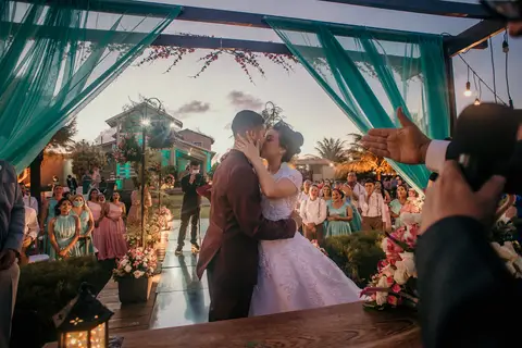 making of da noiva, making of do noivo, kasa falésia, casamento de dia, casamento na praia, Dafly makeup casamento ao ar livre, casamento no campo, casamento emocionante, '