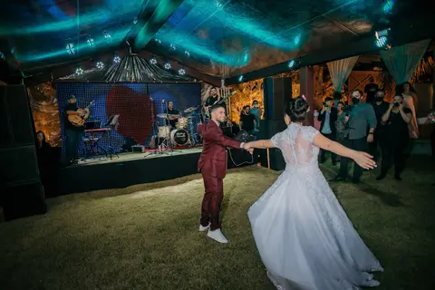 making of da noiva, making of do noivo, kasa falésia, casamento de dia, casamento na praia, Dafly makeup casamento ao ar livre, casamento no campo, casamento emocionante, '