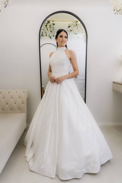 casamento Andressa e Lucas na Capela Santa Tereza D'ávila e recepção do casamento no Gracejos Recepções em João Pessoa, noiva no carro, Marriage Recepções, Marriage noivas'