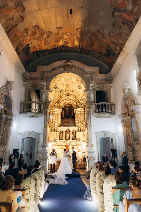 casamento Andressa e Lucas na Capela Santa Tereza D'ávila e recepção do casamento no Gracejos Recepções em João Pessoa, noivos emocionados,'