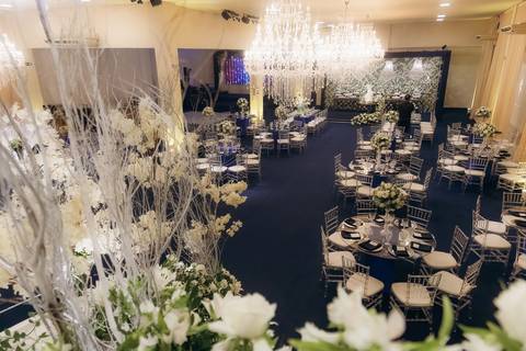 casamento Andressa e Lucas na Capela Santa Tereza D'ávila e recepção do casamento no Gracejos Recepções em João Pessoa, noivos emocionados, Daniel Araujo Fotografia'