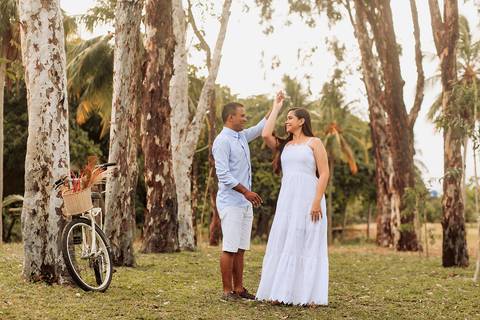 dança de noivos para ensaio externo na fazenda terra do sol'