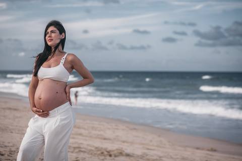 ENSAIO GESTANTE DA CAMILLA EM AQUIRAZ PRAIA DO BEACH PARK NO BEACH RESORT PARK PELAS LENTES DO FOTOGRAFO DE FORTALEZA JULIO AMARAL'