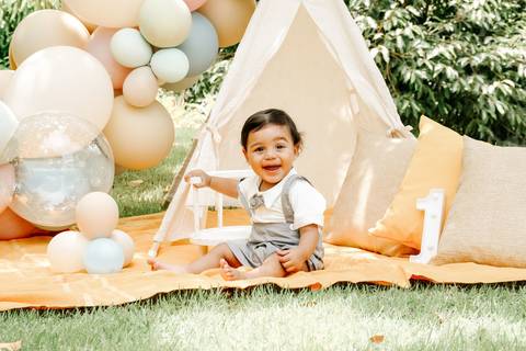 Ensaio de Acompanhamento de bebê. Evelyn Moura Fotografia. Fotógrafa em Niterói, Rio de Janeiro. Newborn. Festa infantil - Smash the cake - Smash the fruit - bebê - ensaio de 1 ano - viral'