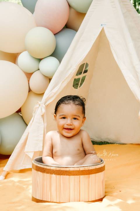 Ensaio de Acompanhamento de bebê. Evelyn Moura Fotografia. Fotógrafa em Niterói, Rio de Janeiro. Newborn. Festa infantil - Smash the cake - Smash the fruit - bebê - ensaio de 1 ano - viral'