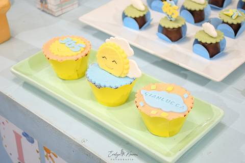 Festa Infantil - Evelyn Moura Fotografia - Fotografia em Niterói, Rio de Janeiro - casa de festa - decoração - decoração de festa - festa astronauta - docinhos - bolo - criança - crianças - festa linda - 365 sorrisos - festa 365 sorrisos'