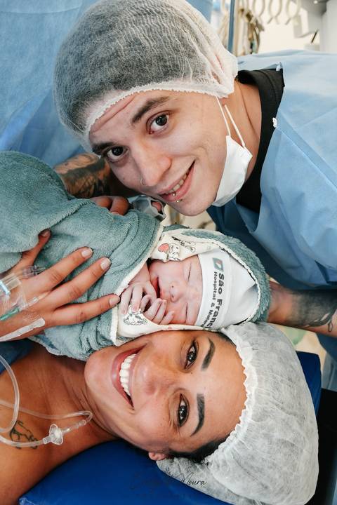 Fotografia de Parto - Newborn - Evelyn Moura Fotografia em Niterói, Rio de Janeiro - ensaio infantil - newborn de recém nascido - partos - parto em niteroi - registro de parto - maternidade são francisco'