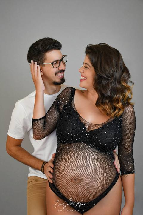 Ensaio Lifestyle Gestante - Ensaio Gestante Estúdio - Niterói, Rio de Janeiro - Evelyn Moura Fotografia - Ensaio de Gestante - Gestante - Newborn - Ensaio em casa - Doce gestar - ensaio estúdio gestante - parto - maternidade'