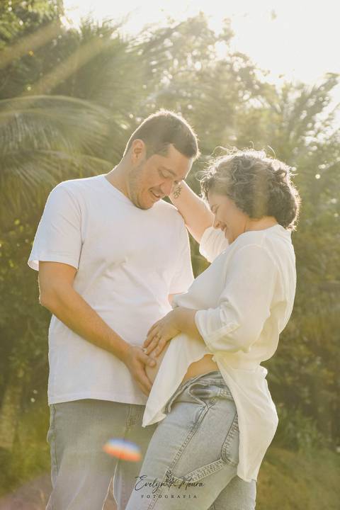 Ensaio Lifestyle Gestante - Ensaio Gestante Estúdio - Niterói, Rio de Janeiro - Evelyn Moura Fotografia - Ensaio de Gestante - Gestante - Newborn - Ensaio em casa - Doce gestar - ensaio estúdio gestante - parto - maternidade'