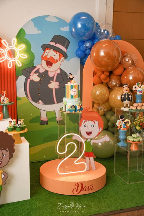 Festa Infantil - Evelyn Moura Fotografia - Fotografia em Niterói, Rio de Janeiro - casa de festa - decoração - decoração de festa - festa colorida- docinhos - bolo - criança - crianças - festa linda - mundo bita - bolo e guaraná - festa em niterói '