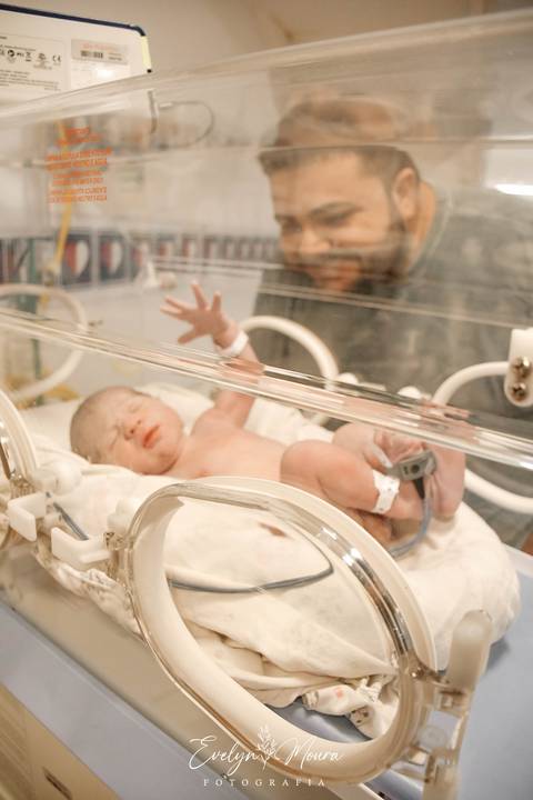 Fotografia de Parto - Newborn - Evelyn Moura Fotografia em Niterói, Rio de Janeiro - ensaio infantil - newborn de recém nascido - partos - parto em niteroi - registro de parto - maternidade são francisco - doce nascer - parto humanizado - parto normal'