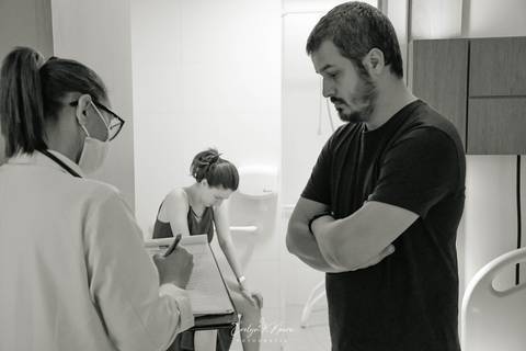 Fotografia de Parto - Newborn - Evelyn Moura Fotografia em Niterói, Rio de Janeiro - ensaio infantil - newborn de recém nascido - partos - parto em niteroi - registro de parto - maternidade são francisco - doce nascer - parto humanizado - parto normal '