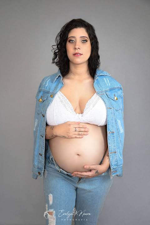 Ensaio Lifestyle Gestante - Ensaio Gestante Estúdio - Niterói, Rio de Janeiro - Evelyn Moura Fotografia - Ensaio de Gestante - Gestante - Newborn - Ensaio em casa - Doce gestar - ensaio estúdio gestante - parto - maternidade - ensaio externo em niterói'