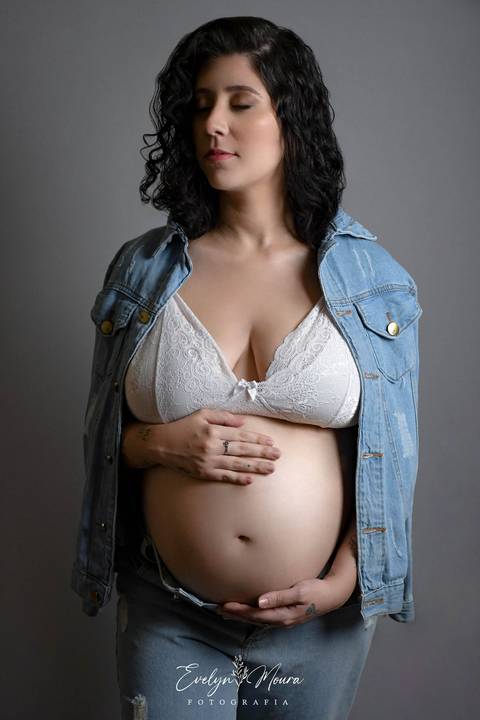 Ensaio Lifestyle Gestante - Ensaio Gestante Estúdio - Niterói, Rio de Janeiro - Evelyn Moura Fotografia - Ensaio de Gestante - Gestante - Newborn - Ensaio em casa - Doce gestar - ensaio estúdio gestante - parto - maternidade - ensaio externo em niterói'