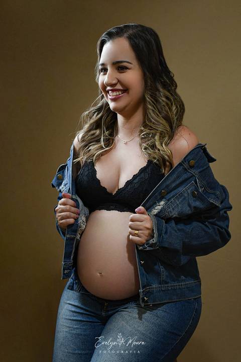 Ensaio Lifestyle Gestante - Ensaio Gestante Estúdio - Niterói, Rio de Janeiro - Evelyn Moura Fotografia - Ensaio de Gestante - Gestante - Newborn - Ensaio em casa - Doce gestar - ensaio estúdio gestante - parto - maternidade - ensaio externo em niterói'