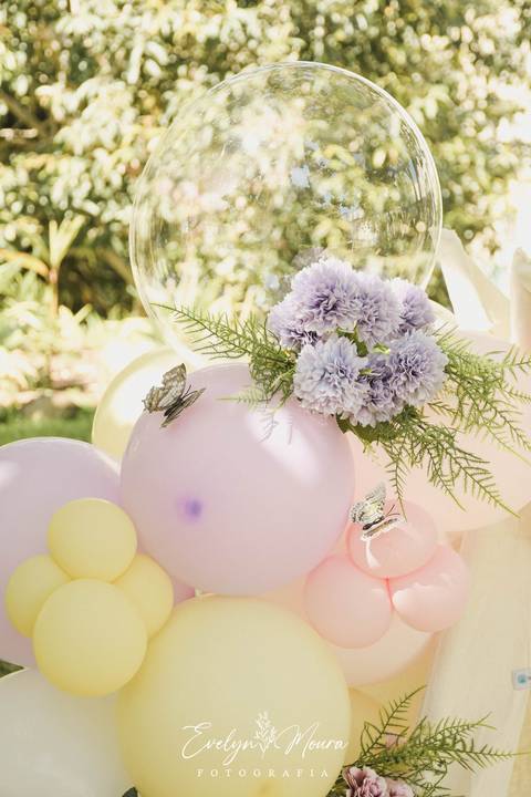 Ensaio de Acompanhamento de bebê. Evelyn Moura Fotografia. Fotógrafa em Niterói, Rio de Janeiro. Newborn. Festa infantil - Smash the cake - Smash the fruit - bebê - ensaio de 1 ano - viral - jardim encantado - festa de aniversário'