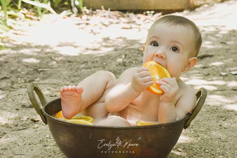 Newborn - Parto - Evelyn Moura Fotografia em Niterói, Rio de Janeiro - ensaio infantil - newborn de recém nascido - acompanhamento - ensaio de 6 meses do bebê - introdução alimentar do bebê - bebês - ensaio infantil'