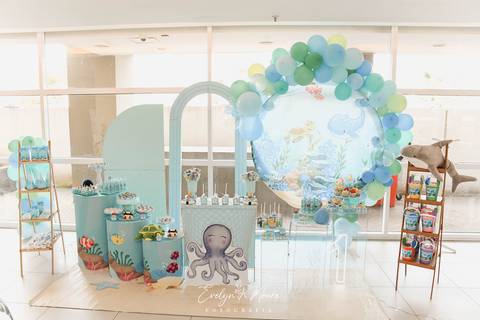 Festa Infantil - Evelyn Moura Fotografia - Fotografia em Niterói, Rio de Janeiro - casa de festa - decoração - decoração de festa - festa colorida- docinhos - bolo - criança - crianças - festa linda - tema fundo do mar - bolo e guaraná - festa em niterói '