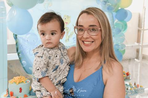 Festa Infantil - Evelyn Moura Fotografia - Fotografia em Niterói, Rio de Janeiro - casa de festa - decoração - decoração de festa - festa colorida- docinhos - bolo - criança - crianças - festa linda - tema fundo do mar - bolo e guaraná - festa em niterói '