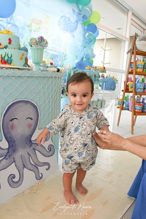 Festa Infantil - Evelyn Moura Fotografia - Fotografia em Niterói, Rio de Janeiro - casa de festa - decoração - decoração de festa - festa colorida- docinhos - bolo - criança - crianças - festa linda - tema fundo do mar - bolo e guaraná - festa em niterói '