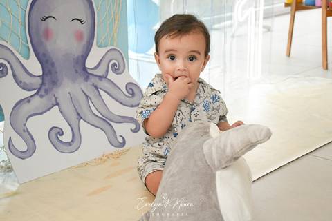 Festa Infantil - Evelyn Moura Fotografia - Fotografia em Niterói, Rio de Janeiro - casa de festa - decoração - decoração de festa - festa colorida- docinhos - bolo - criança - crianças - festa linda - tema fundo do mar - bolo e guaraná - festa em niterói '