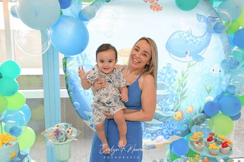 Festa Infantil - Evelyn Moura Fotografia - Fotografia em Niterói, Rio de Janeiro - casa de festa - decoração - decoração de festa - festa colorida- docinhos - bolo - criança - crianças - festa linda - tema fundo do mar - bolo e guaraná - festa em niterói '