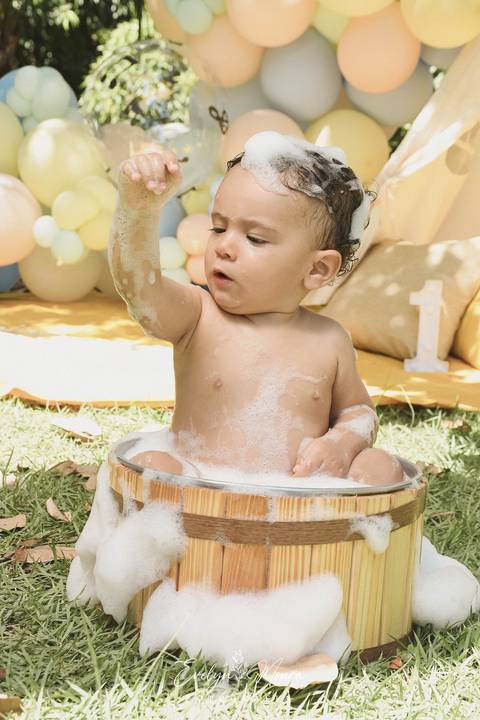 Ensaio de Acompanhamento de bebê. Evelyn Moura Fotografia. Fotógrafa em Niterói, Rio de Janeiro. Newborn. Festa infantil - Smash the cake - Smash the fruit - bebê - ensaio de 1 ano - viral - música - festa de aniversário'