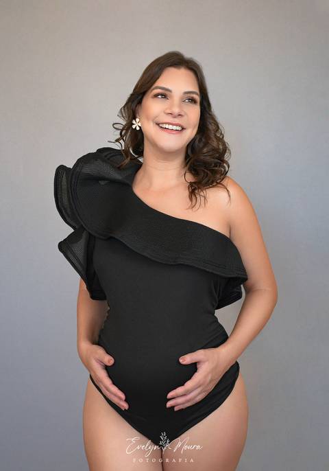 Ensaio Lifestyle Gestante - Ensaio Gestante Estúdio - Niterói, Rio de Janeiro - Evelyn Moura Fotografia - Ensaio de Gestante - Gestante - Newborn - Ensaio em casa - Doce gestar - ensaio estúdio gestante - parto - maternidade - ensaio externo em niterói'