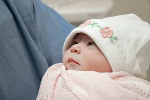 Fotografia de Parto - Newborn - Evelyn Moura Fotografia em Niterói, Rio de Janeiro - ensaio infantil - newborn de recém nascido - partos - parto em niteroi - registro de parto - maternidade são francisco - doce nascer - parto humanizado'