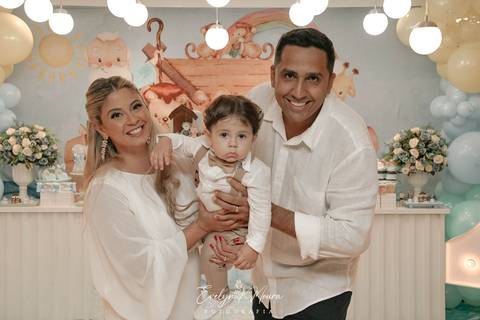 Festa Infantil - Evelyn Moura Fotografia - Fotografia em Niterói, Rio de Janeiro - casa de festa - decoração - decoração de festa - festa colorida- docinhos - bolo - criança - crianças - festa linda - tema arca de nóe  - casa de festa - festa em niterói '